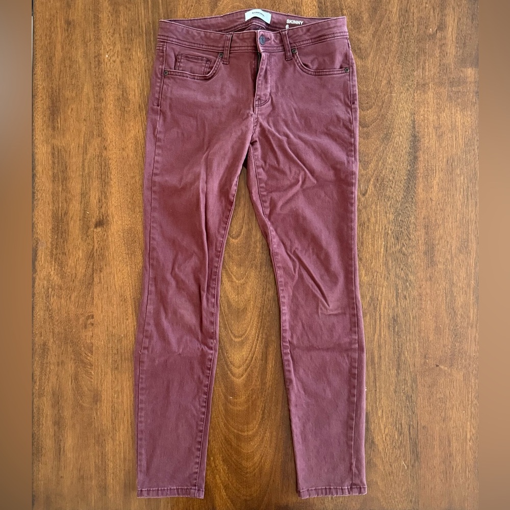 Women’s Purple/burgundy skinny jeans